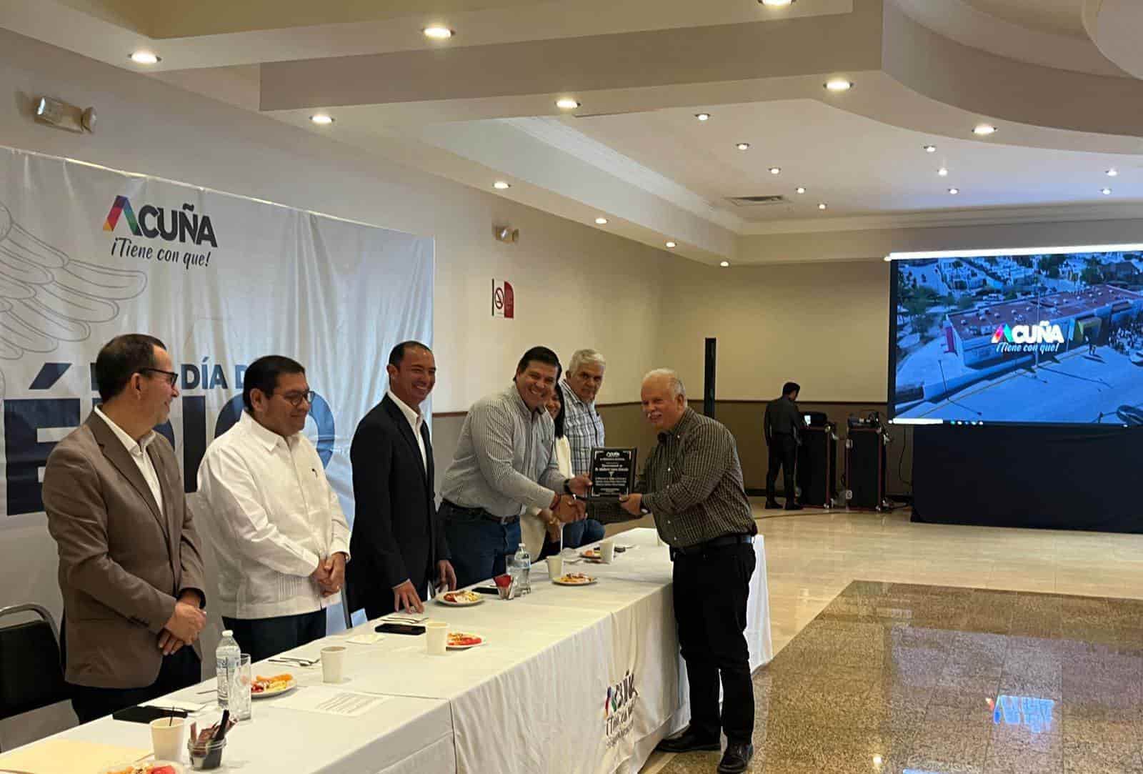 ¡Celebran día del médico en Acuña!