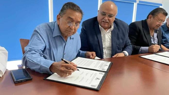 Firman convenio Tec y Hospital Sainte Marie