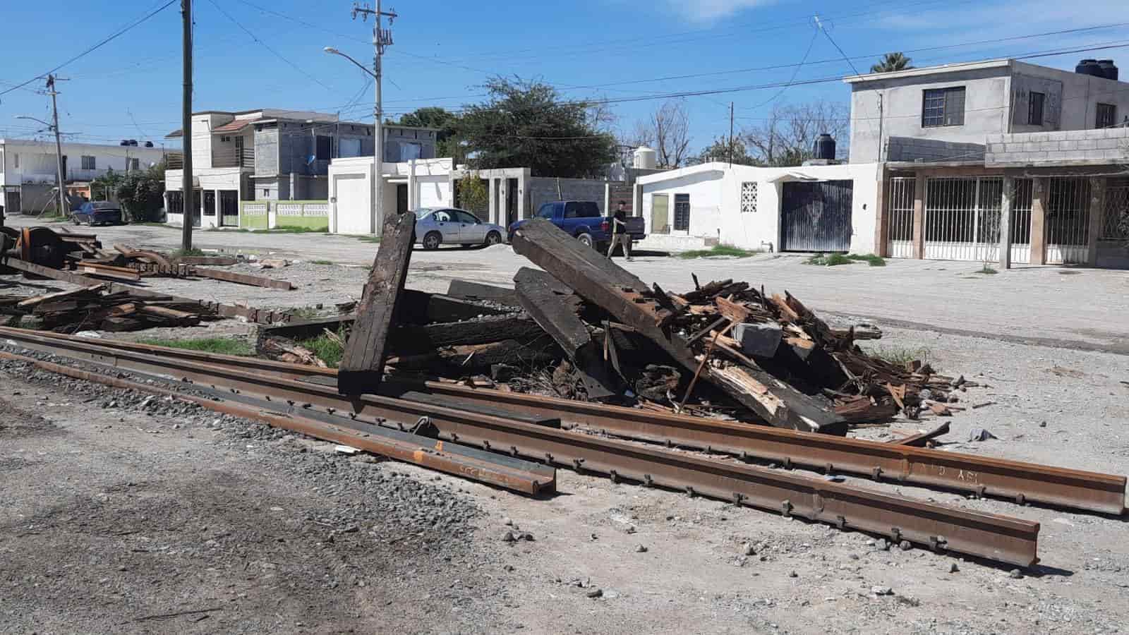 Limpiará Ferromex los vagones descarrilados