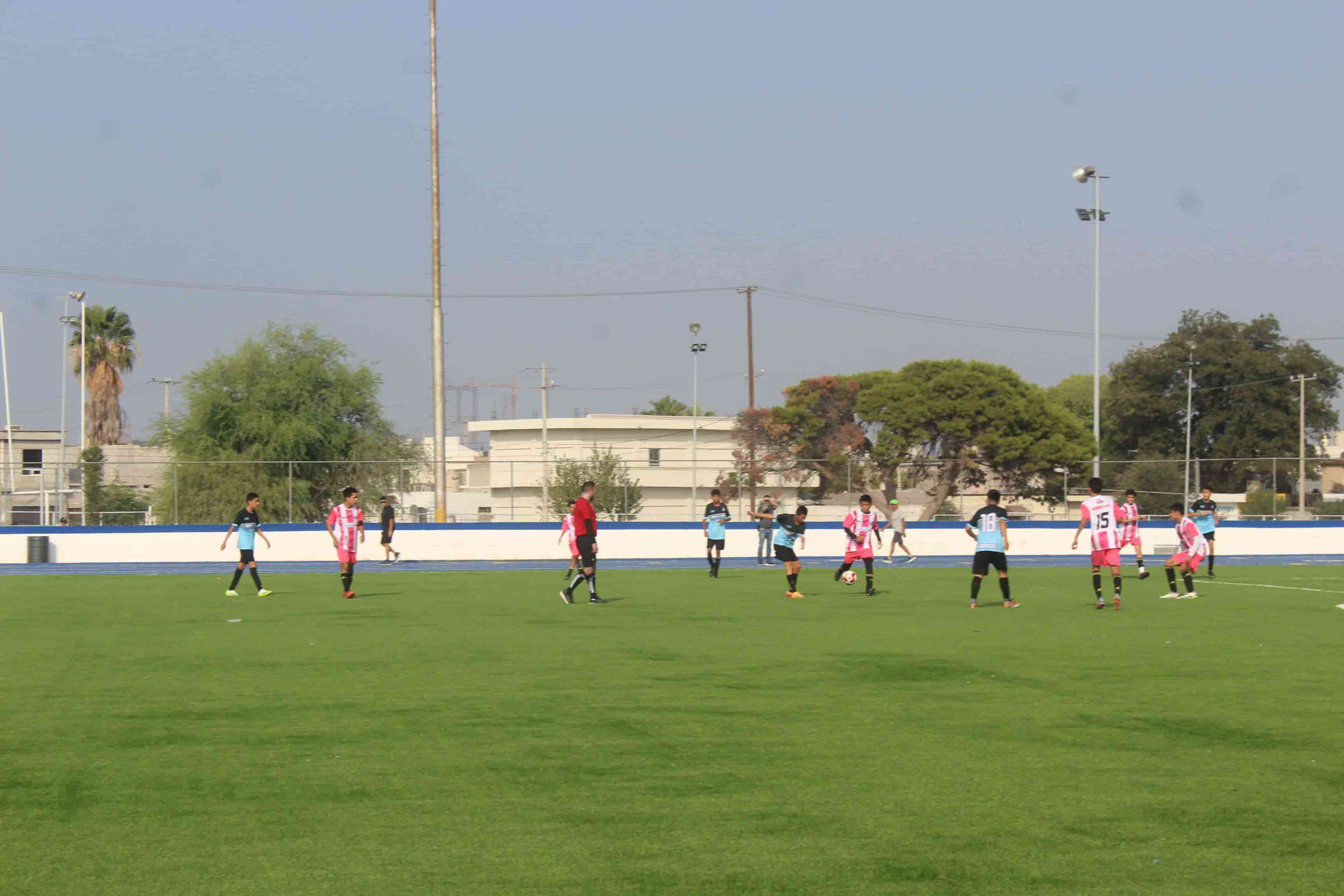 Gana Coahuila E a Nueva León D