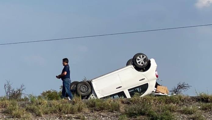 Deja herido volcadura