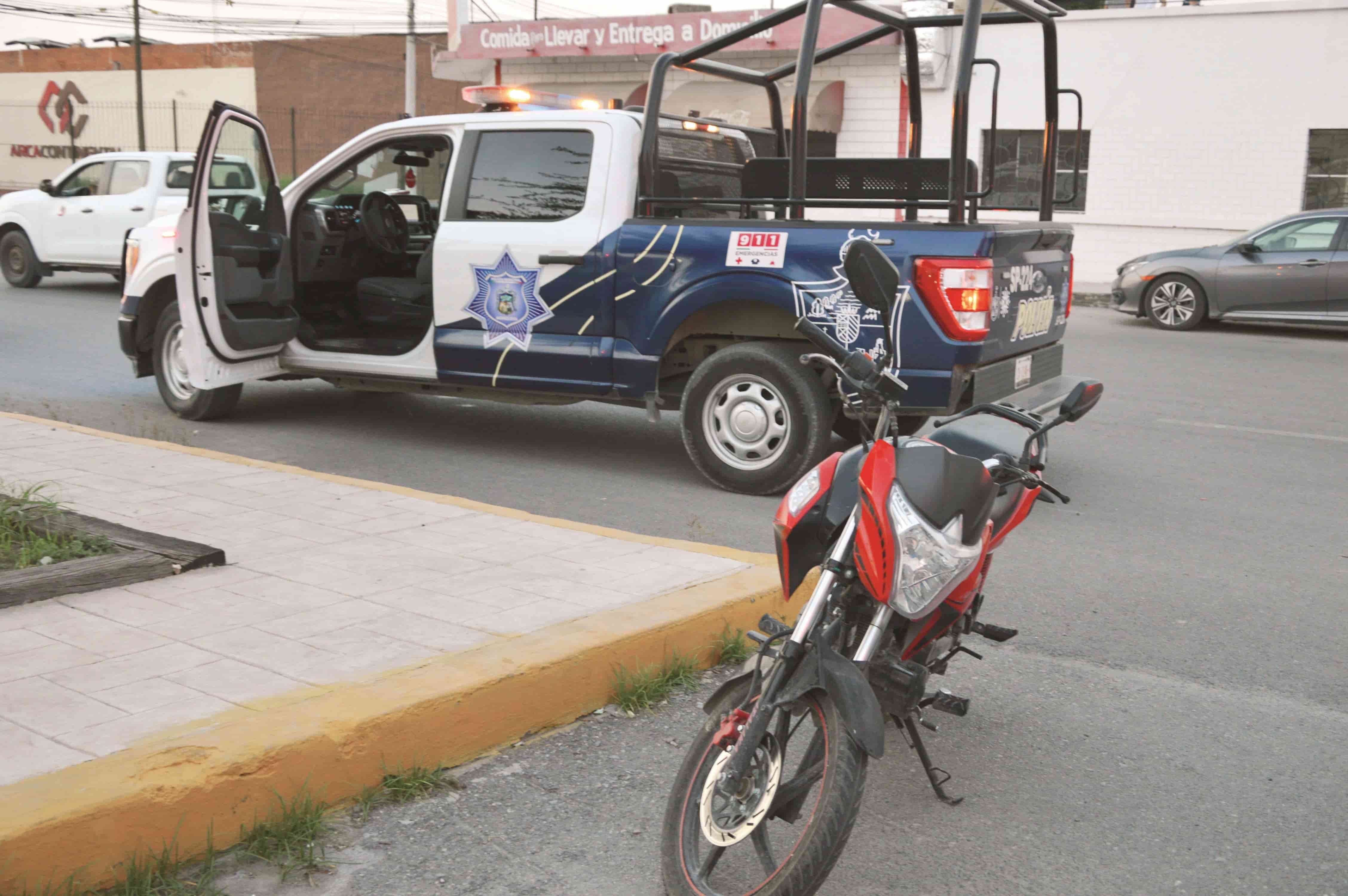 Se estrella en auto obrera de Aramark