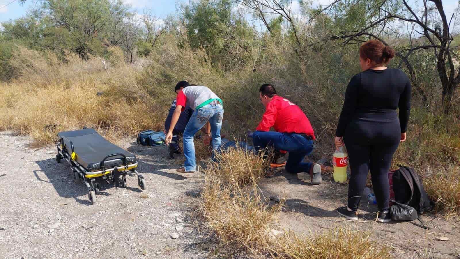 Rescatan a migrante con deshidratación severa 