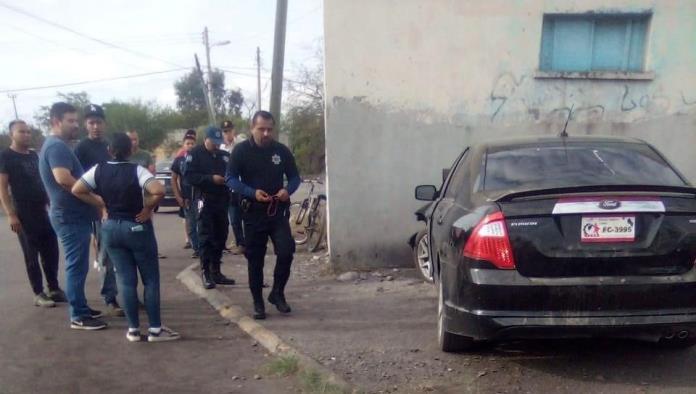 Se impacta con auto en Logia Masónica