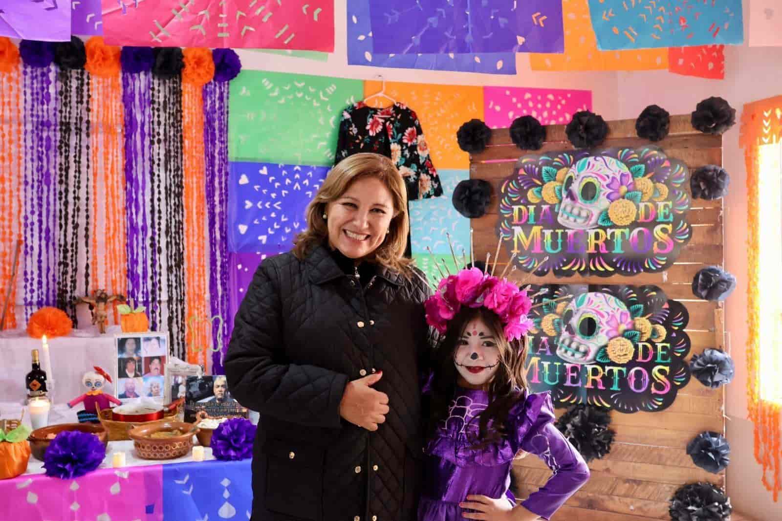 Preservan cultura con altar de muertos