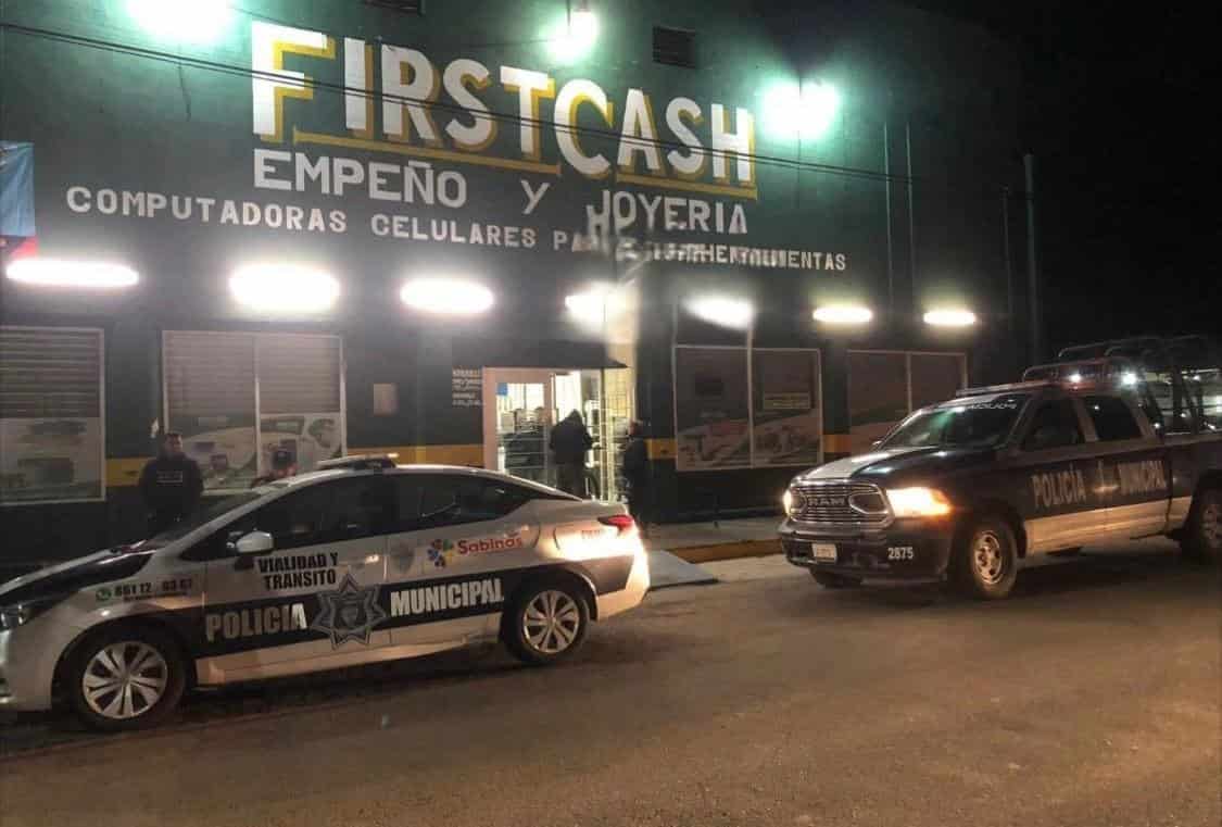 Roban 20 celulares de casa de empeño