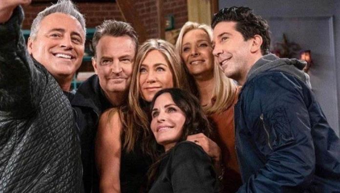 Estamos devastados, somos una familia: Elenco de Friends tras muerte de Matthew Perry