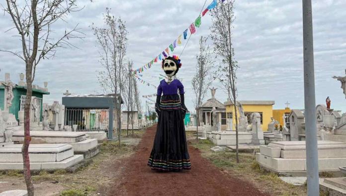 Visitan a su angelito