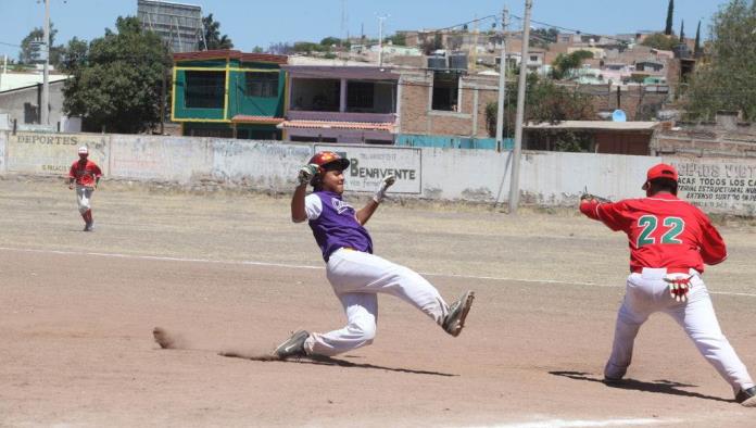 Tecos Nadadores sacrifica a Chivos Prietos