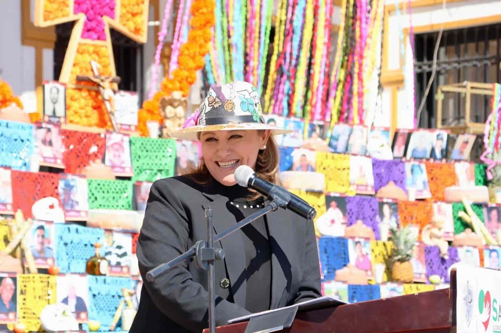 Dedican altar de muertos en memoria de sabinenses