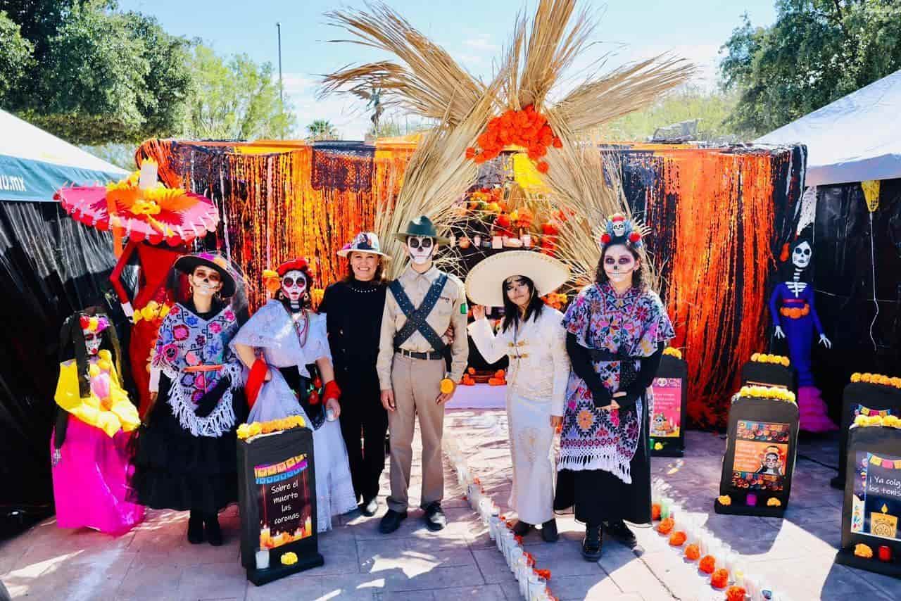 Dedican altar de muertos en memoria de sabinenses