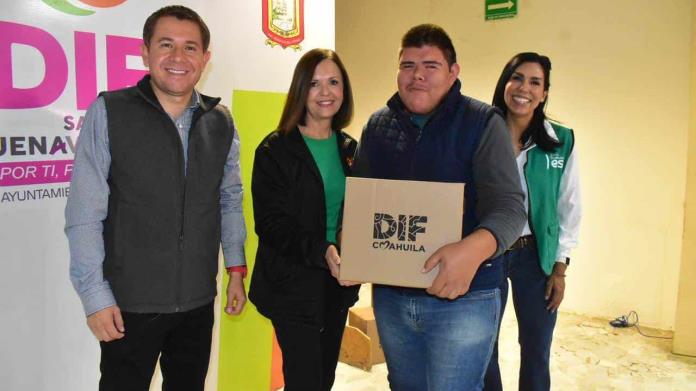 Entrega Hugo apoyo alimentario Entrega Hugo apoyo alimentario
