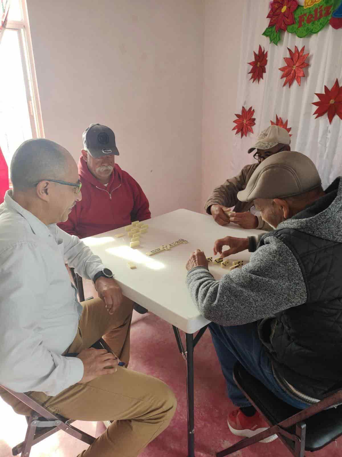 Brindan refugio a adultos mayores ante BAJAS temperaturas