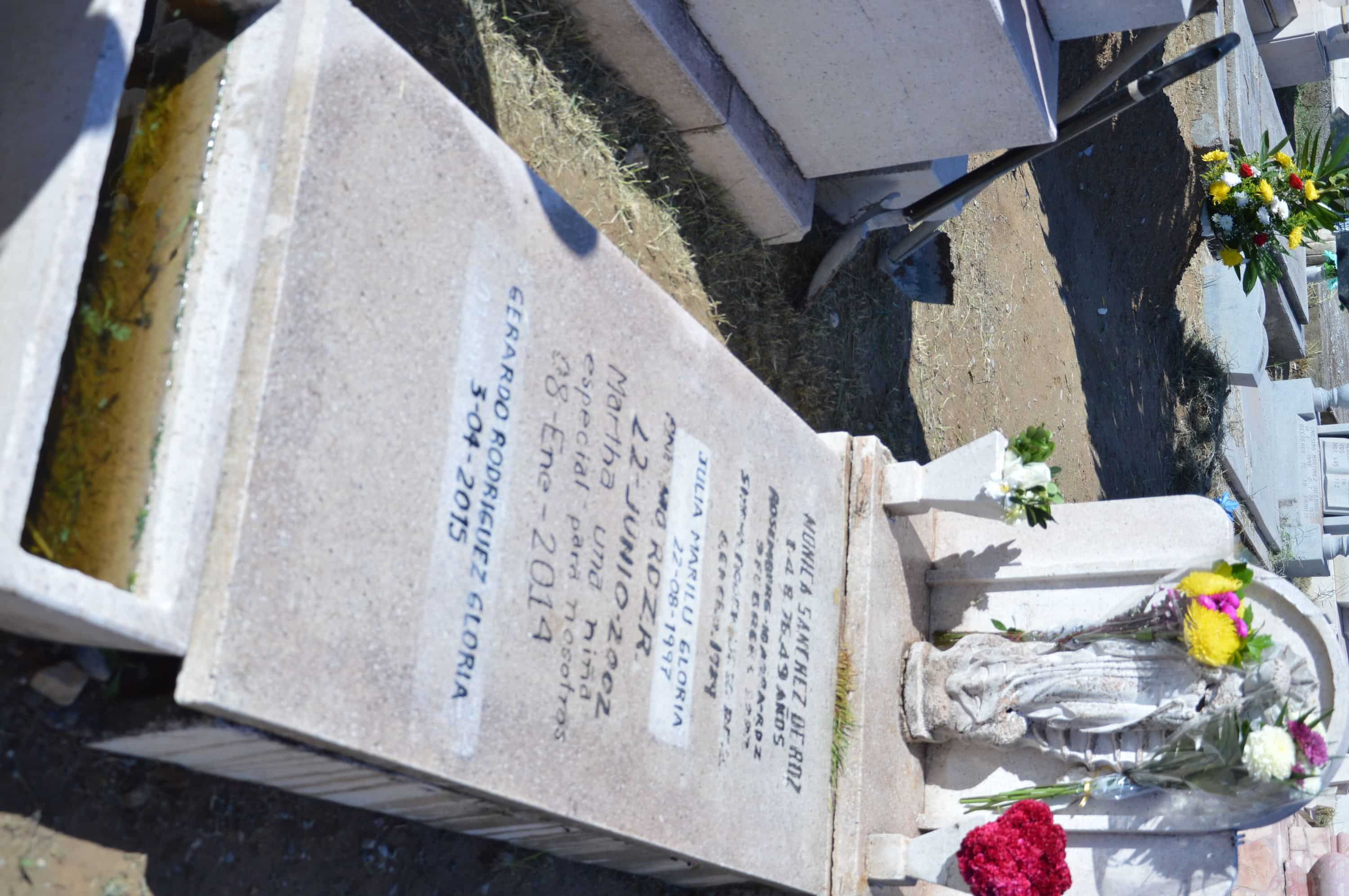 La muerte se llevó a su madre y hermano