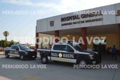 Embisten a menor en moto; está grave