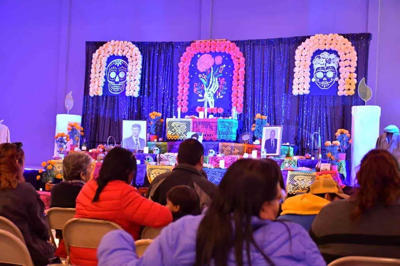 Caminan por festividades 