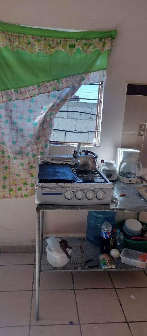 Forzan protección de ventana para robar casa