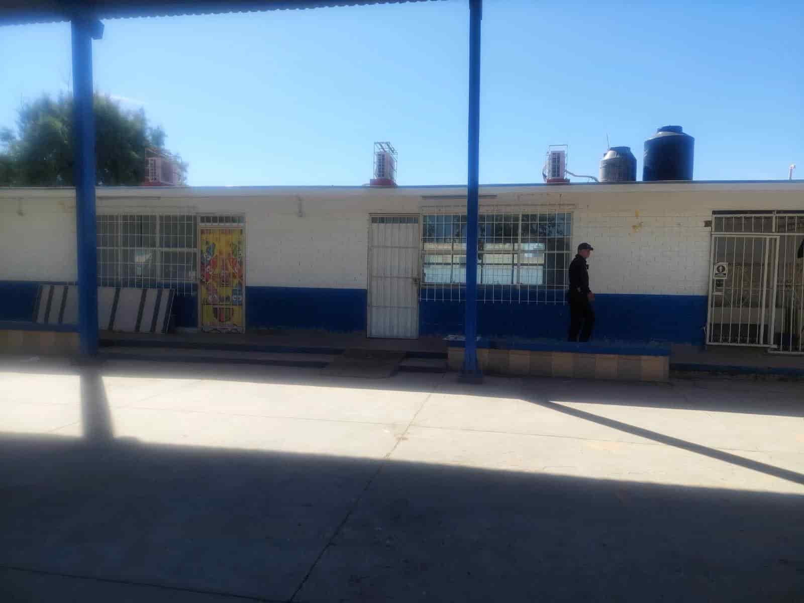 Saquean ‘ratas’ glotones cooperativa de primaria