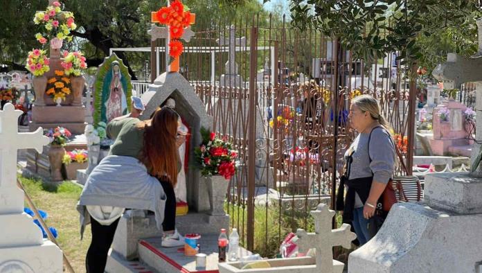 Saldo blanco el Día de Muertos