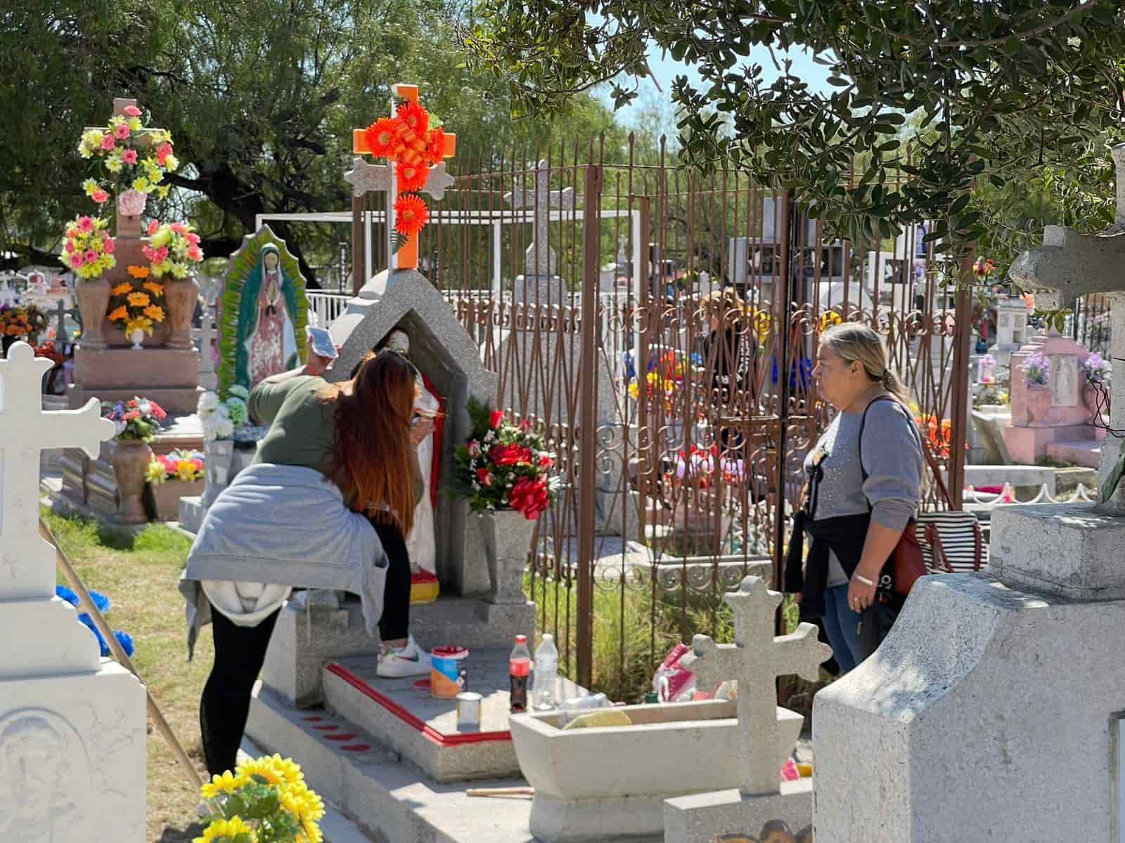 Saldo blanco el Día de Muertos