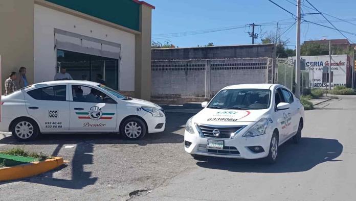 Esperan taxistas aumento de trabajo