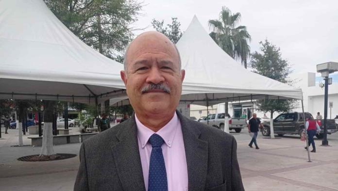 Piden obreros atención médica gratuita en el DIF