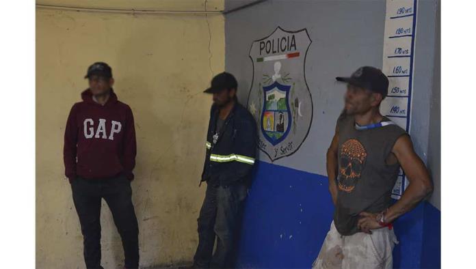 Detienen a adictos y a lavacoches patito