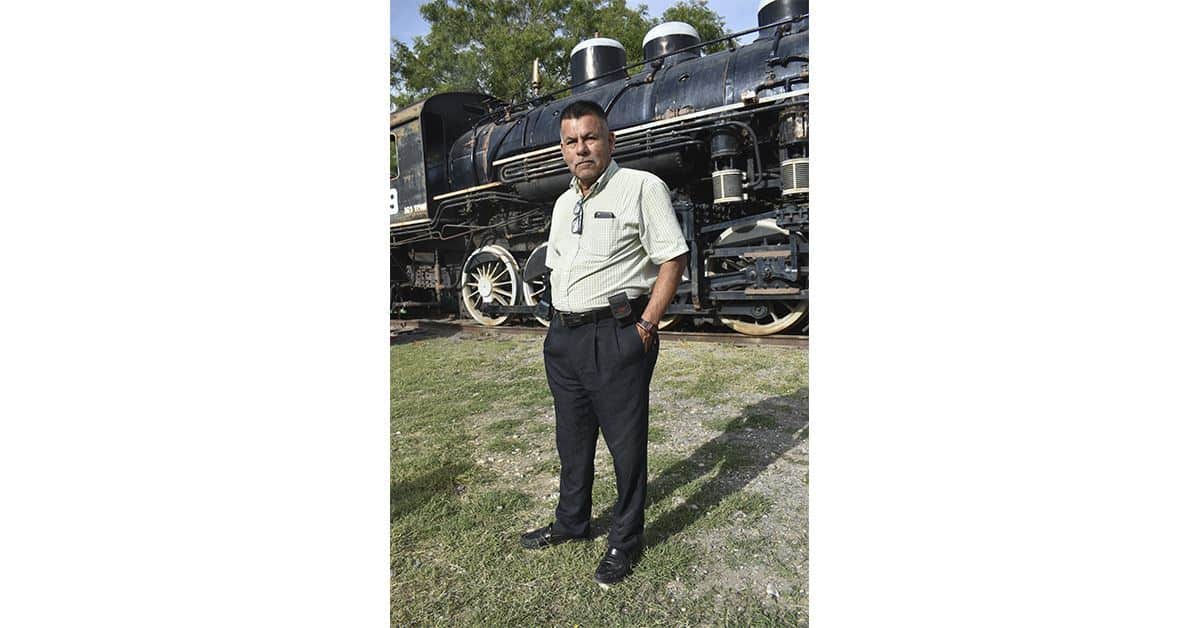 “Si volviera a nacer sería ferrocarrilero”