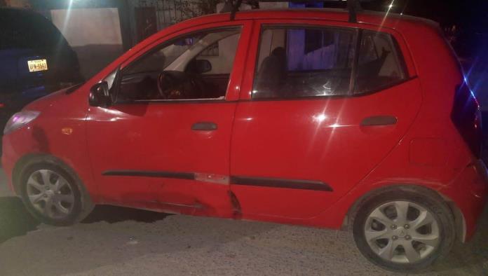 NO RESPETÓ EL ALTO y provoca CHOQUE de motociclista