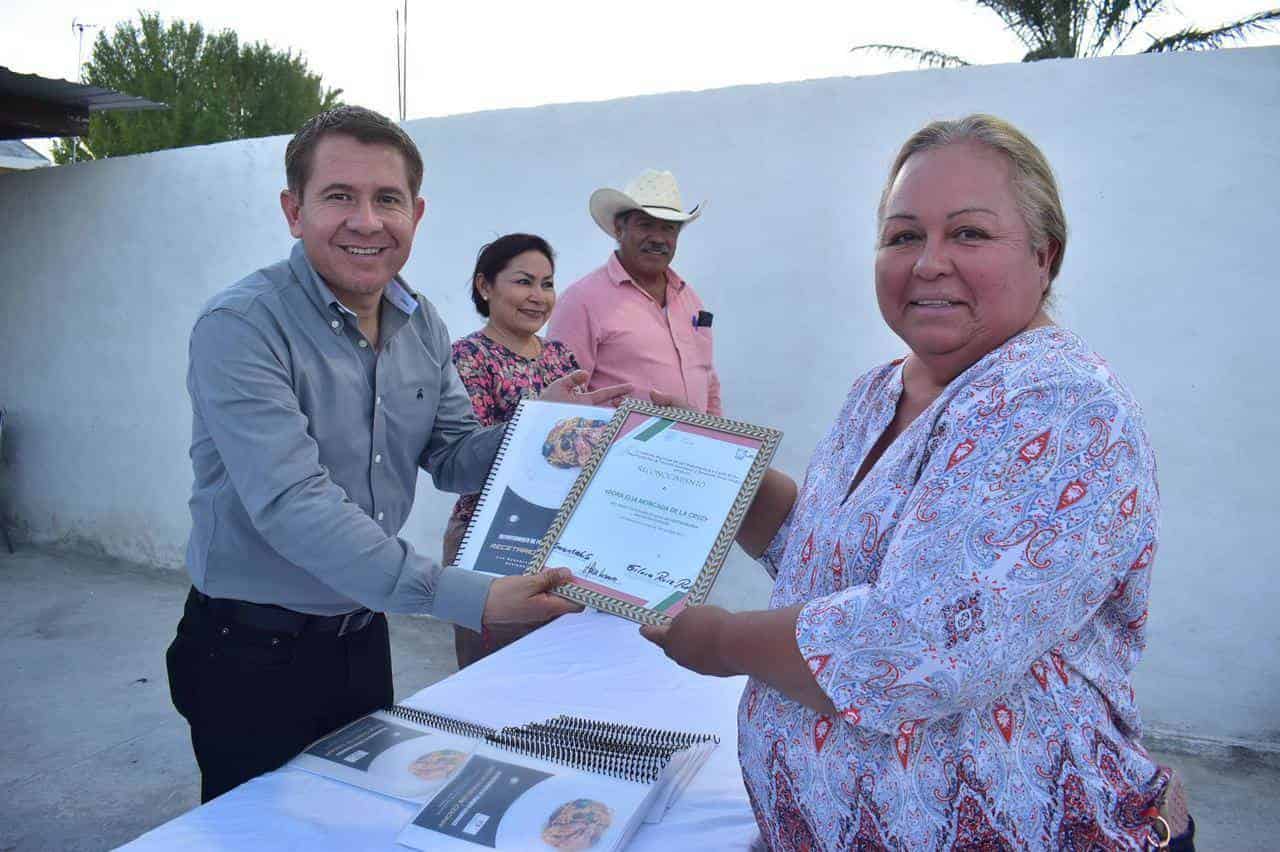 Terminan ejidatarias curso de Gastronomía Terminan ejidatarias curso de Gastronomía