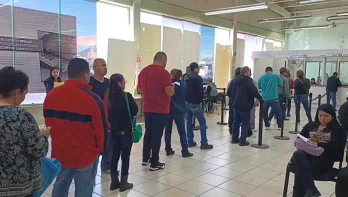 Ofrecen descuento en licencia de manejo