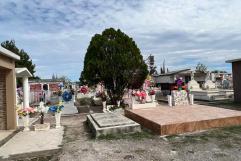 Retiran 55 toneladas de basura en cementerios