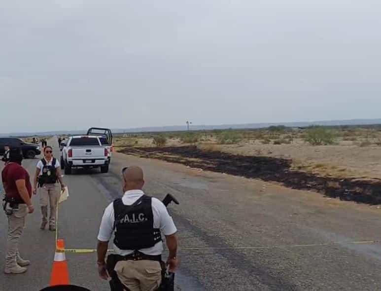 Localizan cuerpo calcinado sobre la autopista Premier