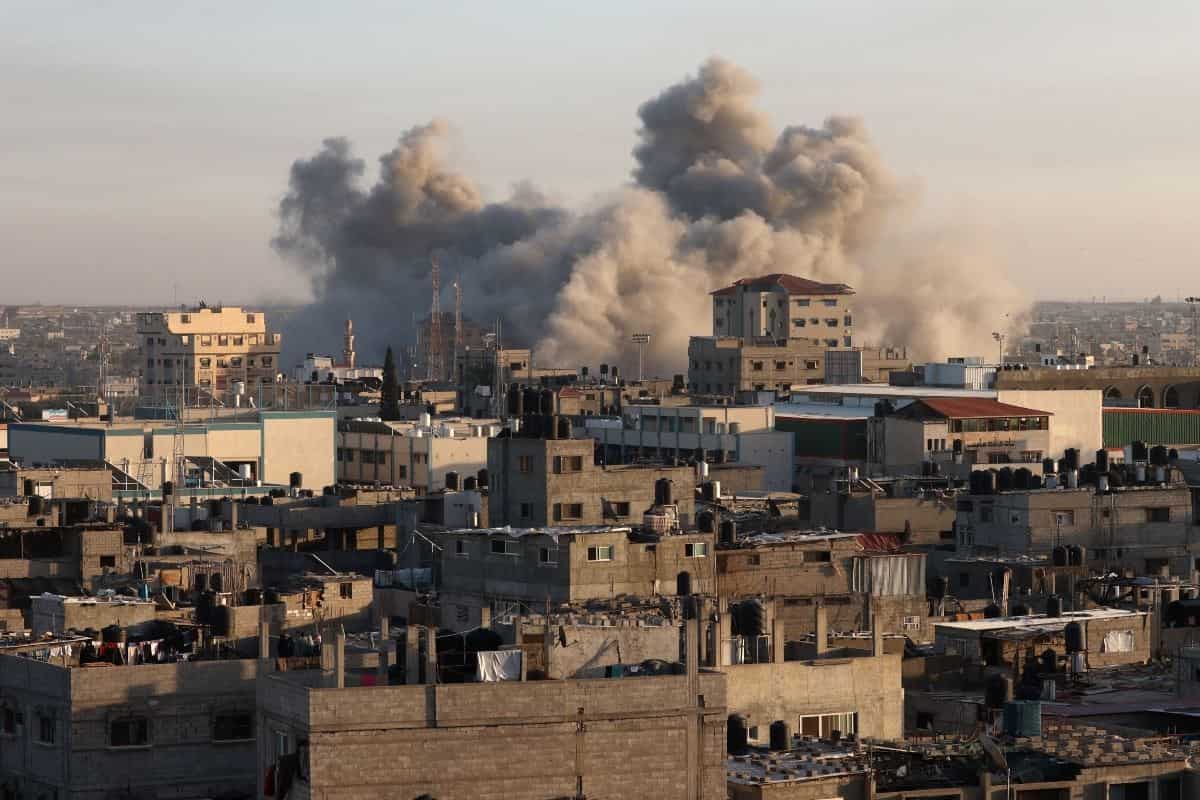 Muertos en la Franja de Gaza ya llega a los 11 mil