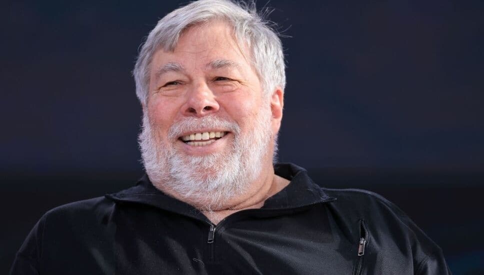 Hospitalizan a Steve Wozniak, cofundador de Apple, en la CDMX