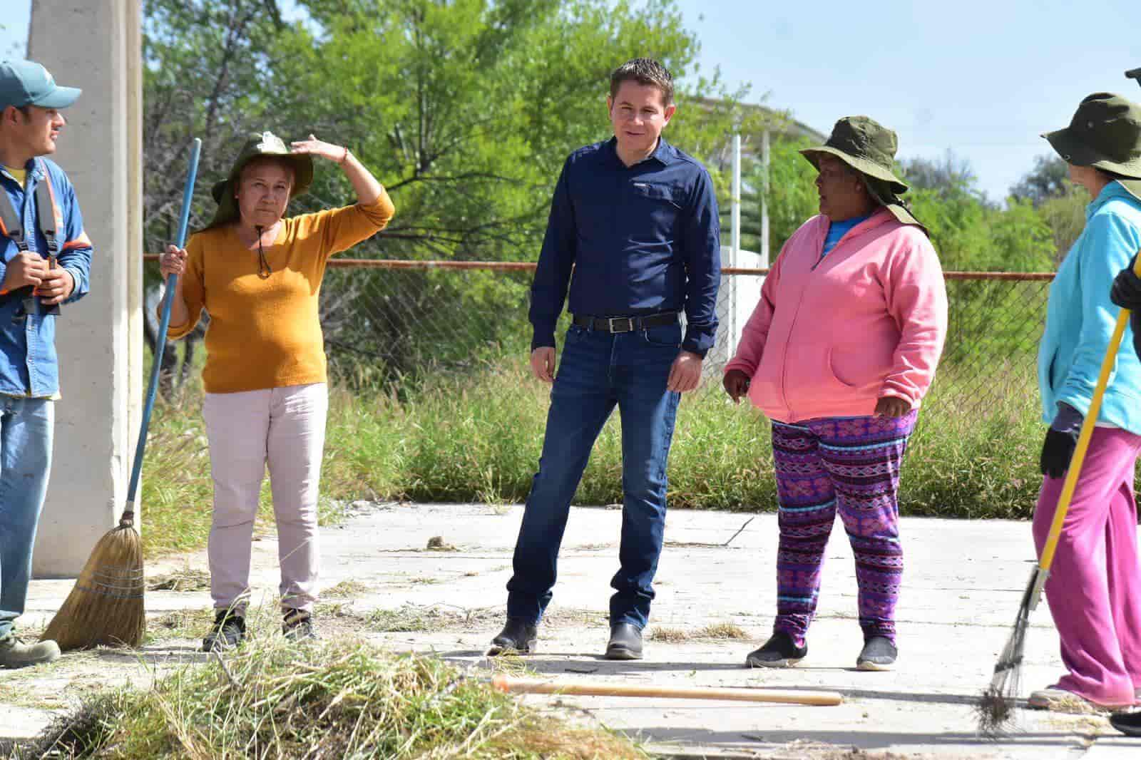 Apoyan al CAM con huerto de hortalizas