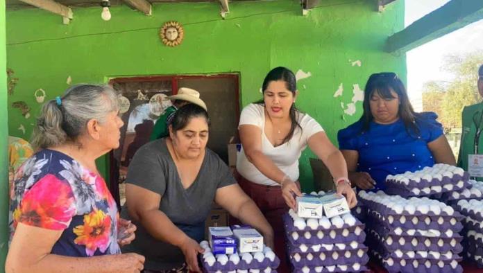 Continúan con los APOYOS para familias en Nava