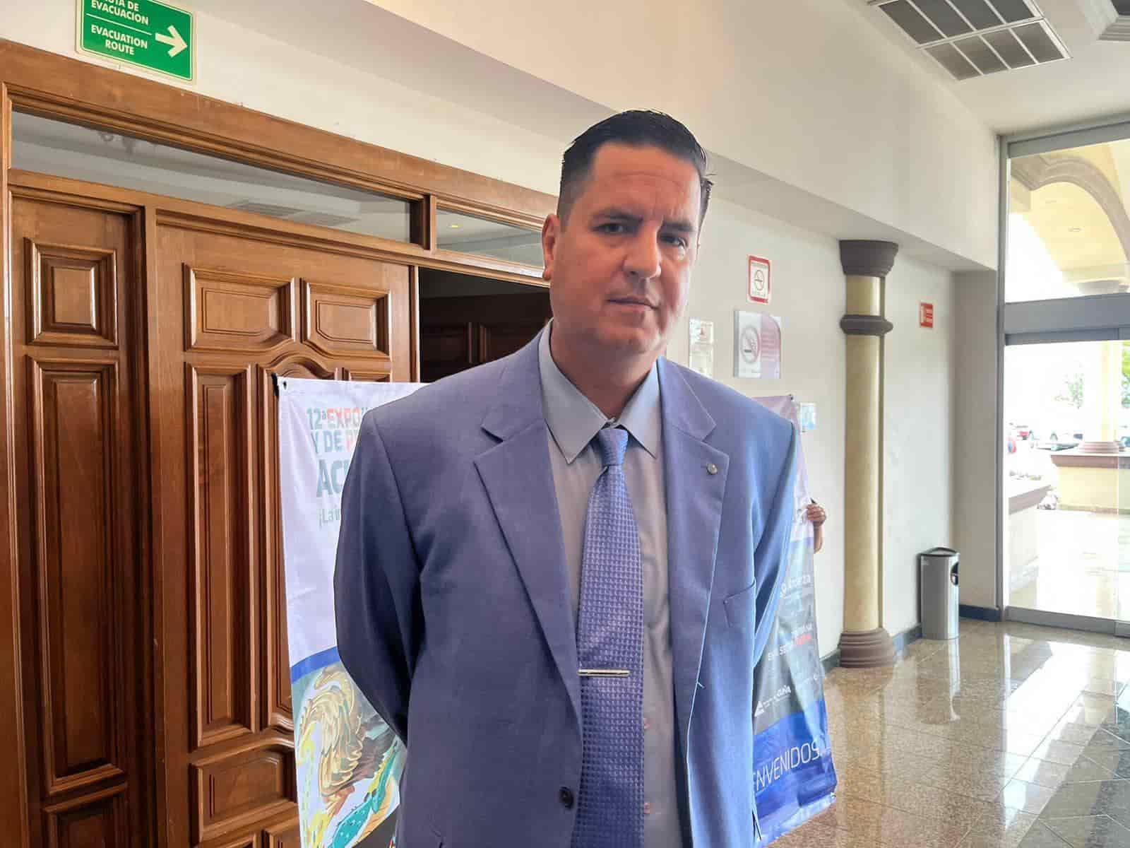 Suspenden vacunación 