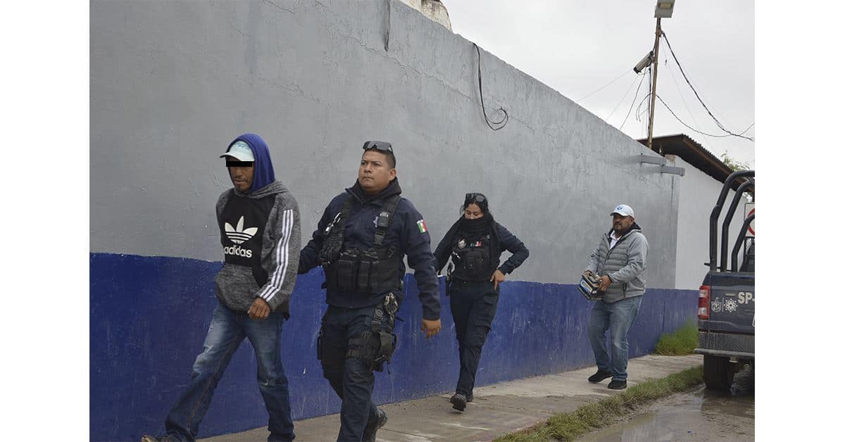 ‘Tuerce’ a ladrón dejando su auto sin acumulador