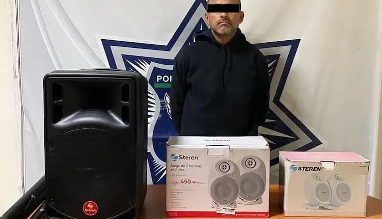 ¡DETENIDO! Aseguran a implicado en DAÑO y ROBO a tienda de electrónicos