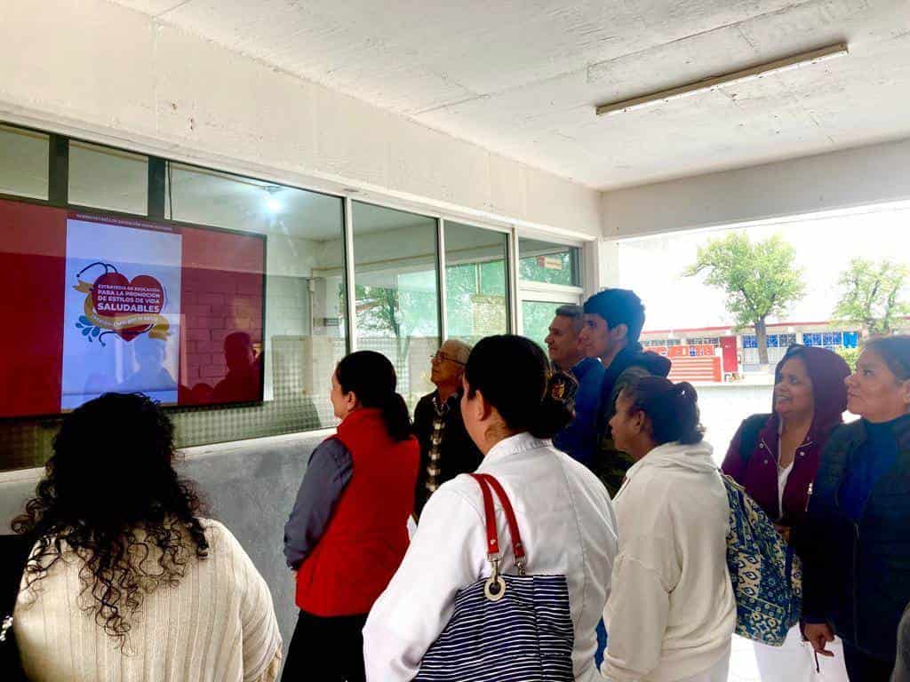 Imparte programa “Jóvenes al Centro”