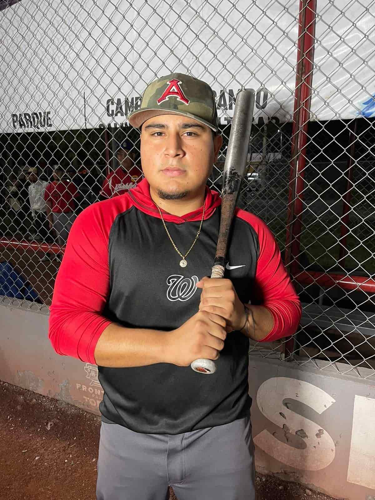 Plebes quita victoria a Blue Jays