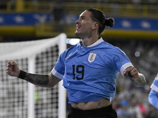 Uruguay se acercó a dos puntos de Argentina en las eliminatorias.