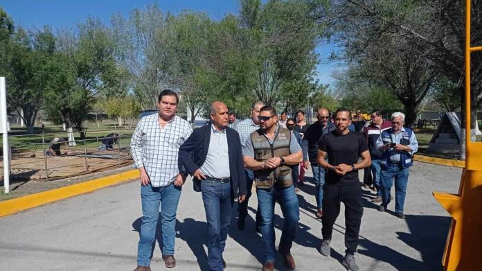 Recorren vecinos y Mario Dávila planta tratadora Recorren vecinos y Mario Dávila planta tratadora