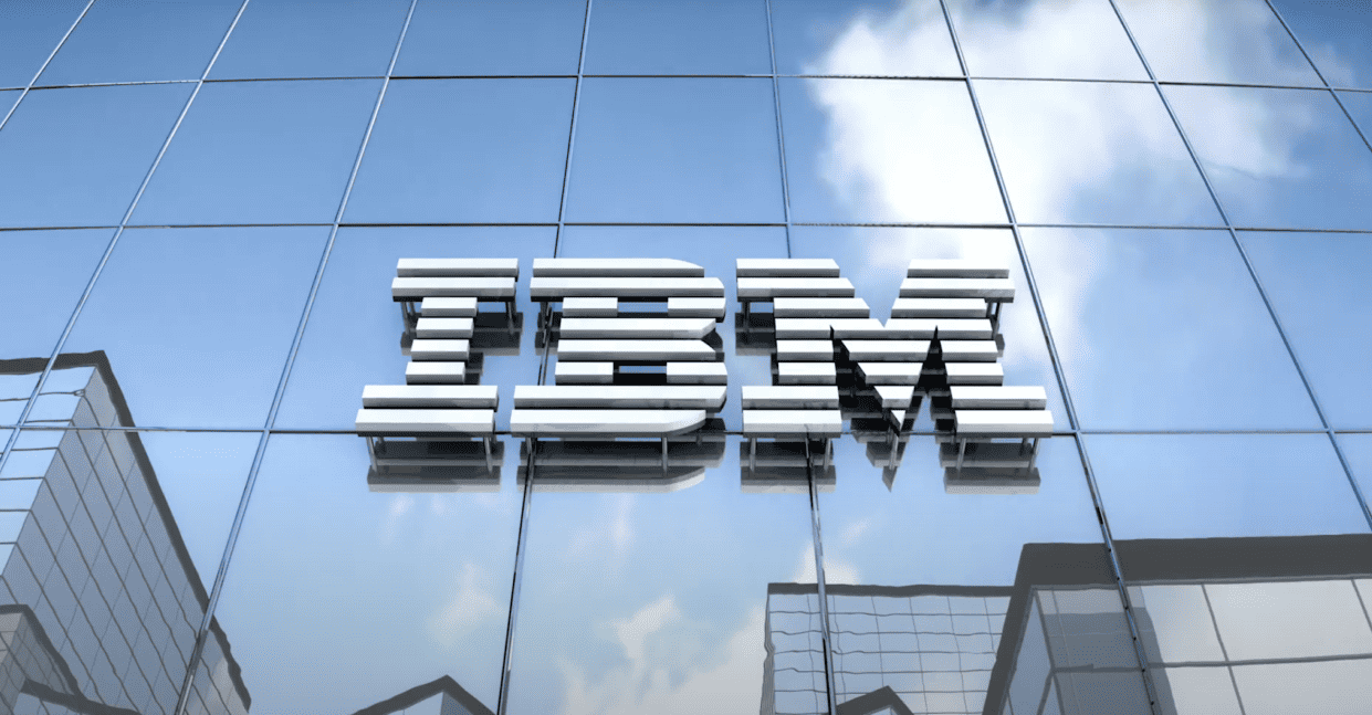 IBM retira su publicidad en Twitter por tuits pro-nazis