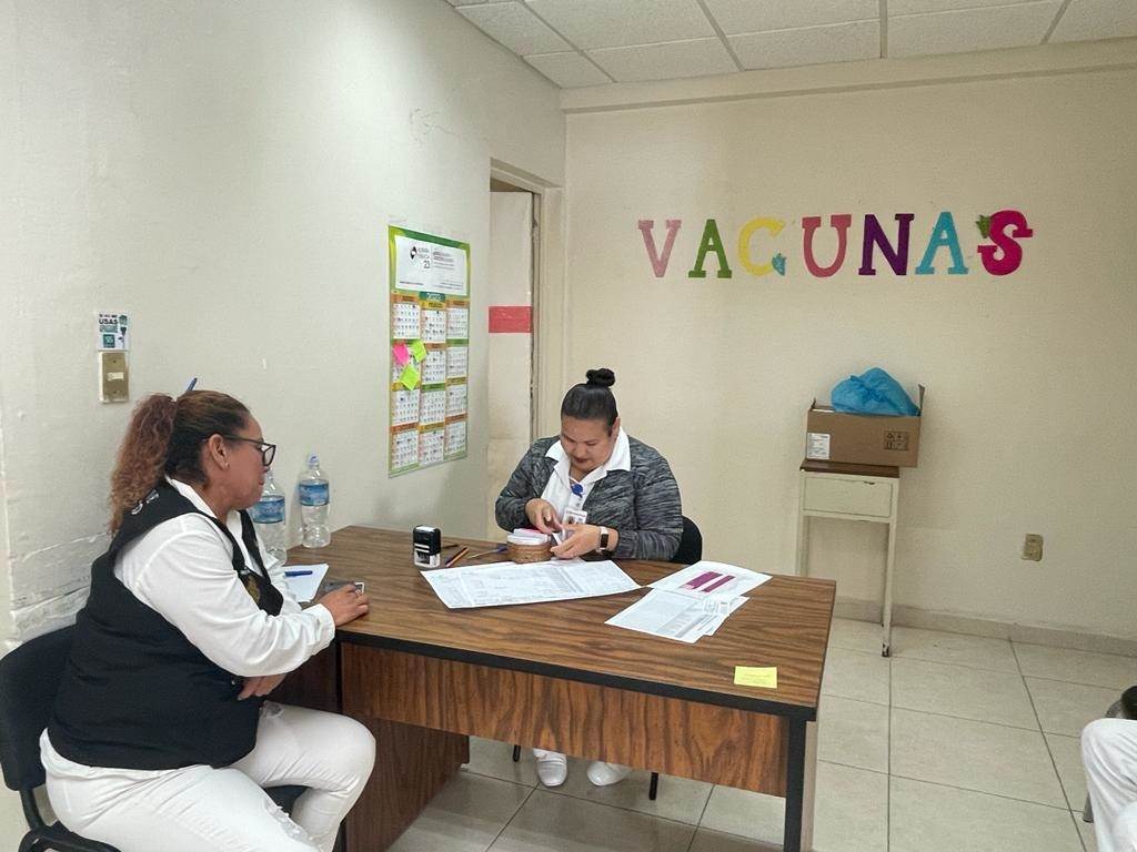 Aplican 7 mil dosis contra la influenza