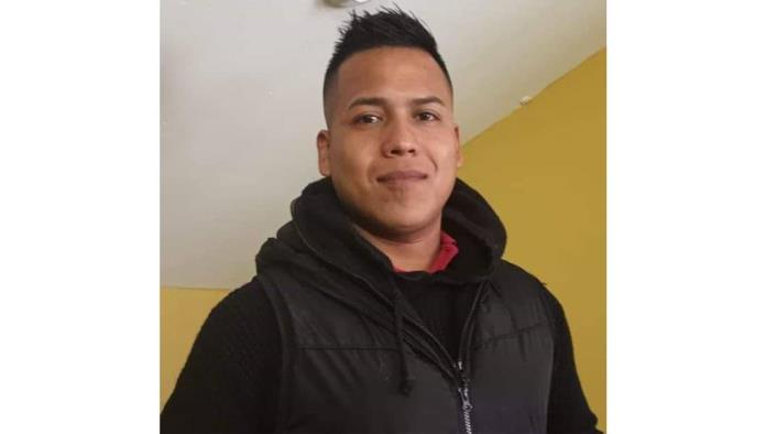 Recibe descarga y cae  de 5 metros de altura