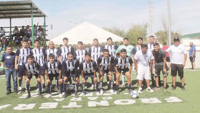 Cruz Azul, goleó a Maquinados Casanova.