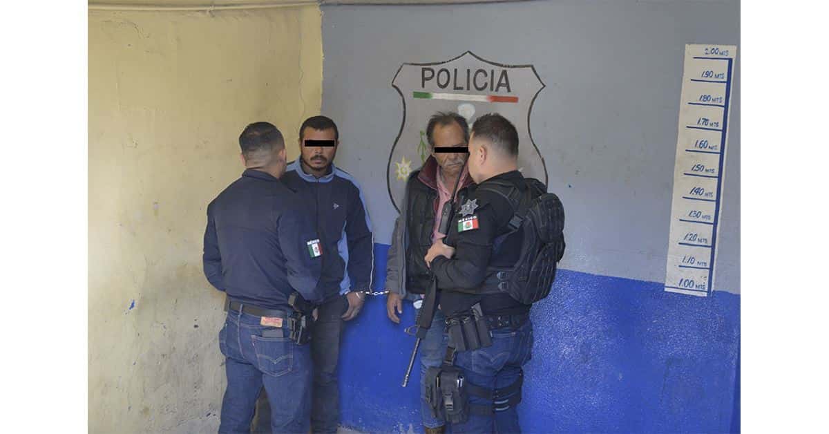 Encierran a padre e hijo por robar Tsuru ‘caliente’