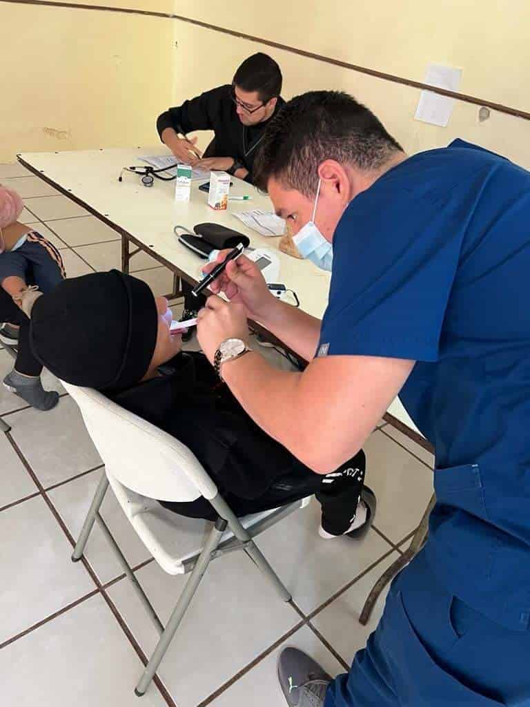 Realizan exitosa BRIGADA de salud en el Ejército de Salvación